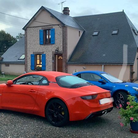 Les Logis Du Breuil Bed and Breakfast Marchéville Eksteriør billede