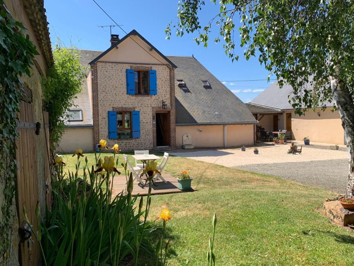 Les Logis Du Breuil Bed and Breakfast Marchéville Eksteriør billede