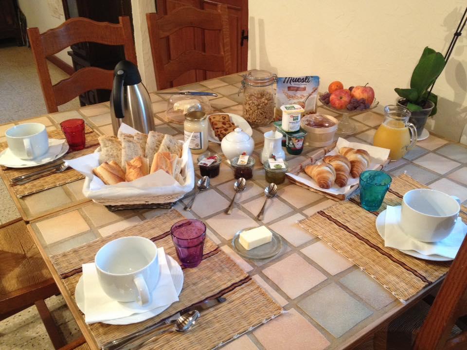 Les Logis Du Breuil Bed and Breakfast Marchéville Eksteriør billede